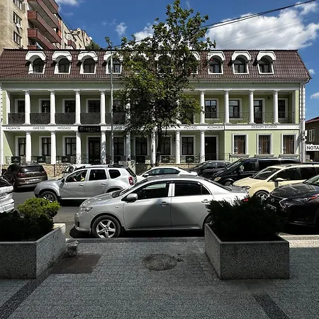 Centre 2 Bedroom Business Chisinau